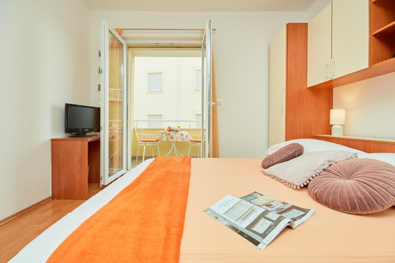 Apartments Zelic Tučepi Dış mekan fotoğraf